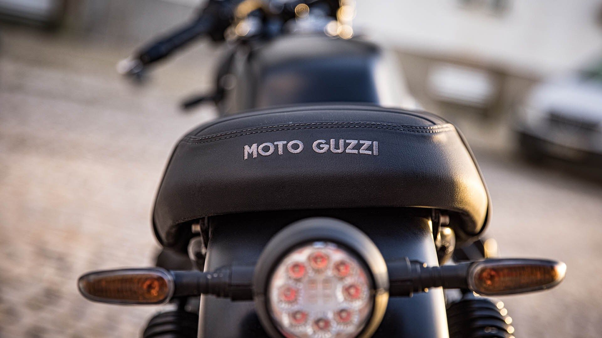 Мотоцикл із характером: Moto Guzzi V7 та ретро-родстери нового покоління