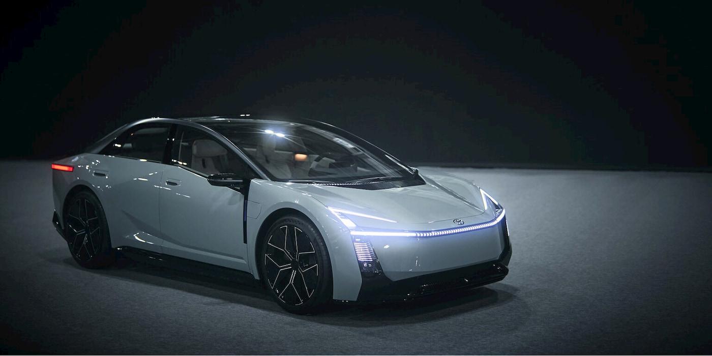 Toyota Corolla 2028: платформа для чотирьох типів двигунів