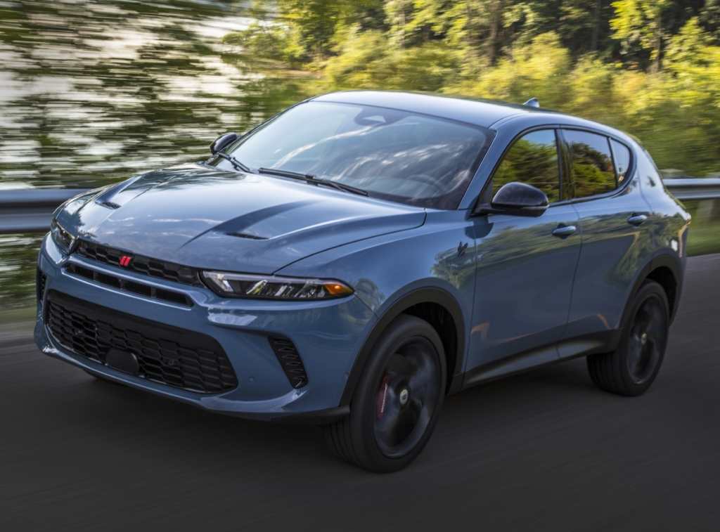 Компанія Dodge представила новий кросовер