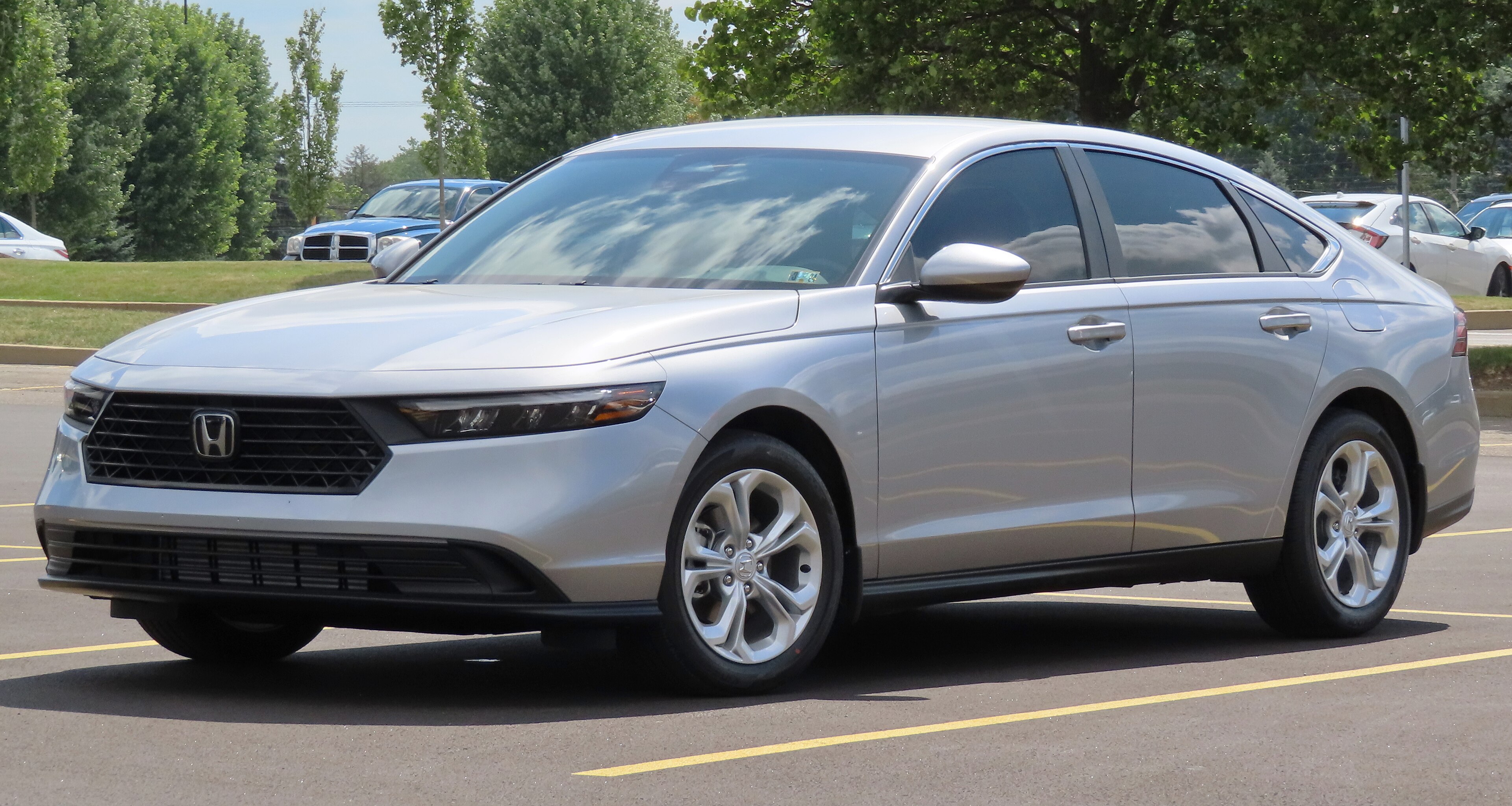 Седан Honda Accord нового покоління офіційно представлений