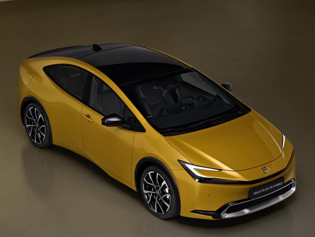 2023 Toyota Prius Plug-in Hybrid